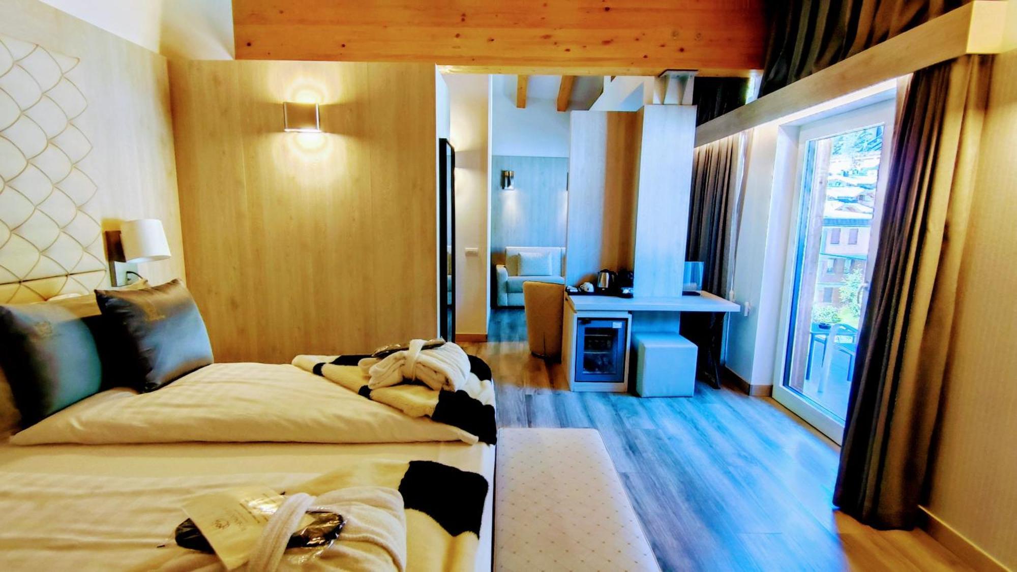 Hotel Rosengarten Madonna Εξωτερικό φωτογραφία